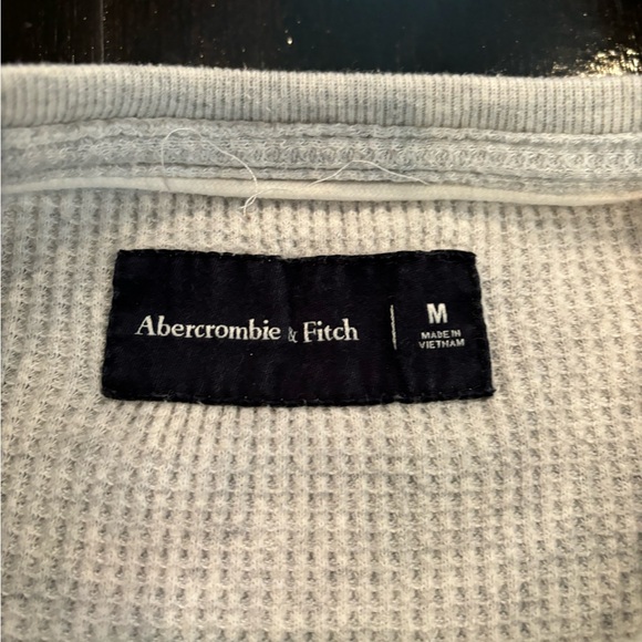 Men’s Abercrombie thermal - Picture 3 of 3